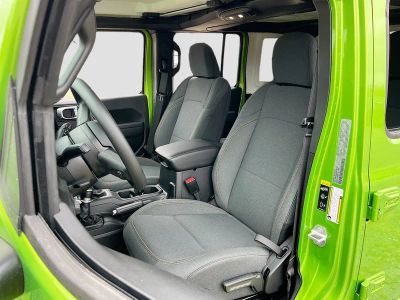 2026 Jeep Wrangler — photo 19 view