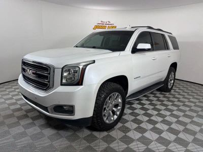 2016 GMC Yukon SLT in White Frost Tricoat — front three-quarter view