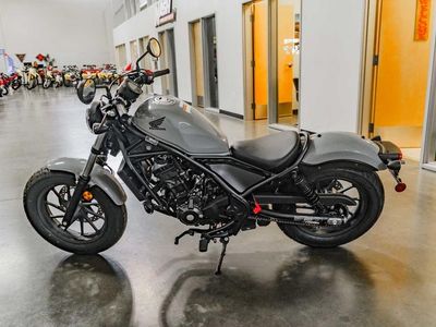 2026 Honda Rebel 300 E-Clutch - Photo 6