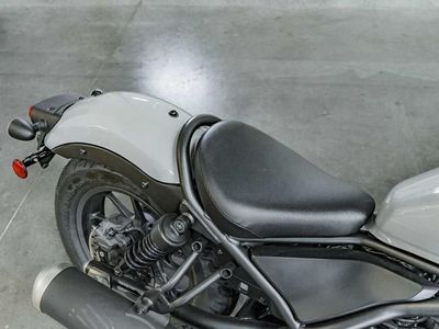 2026 Honda Rebel 300 E-Clutch - Photo 9