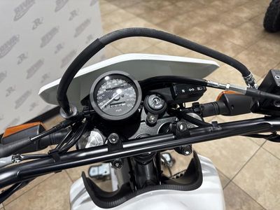 2026 Suzuki DR650S - Photo 9
