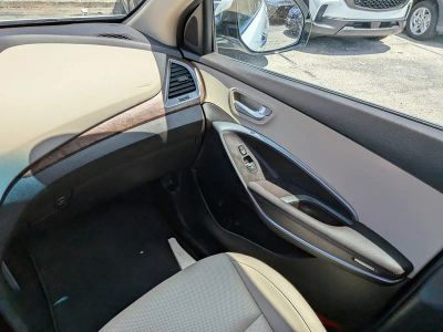 2018 Hyundai Santa Fe — photo 17 view