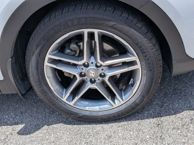 2018 Hyundai Santa Fe — photo 11 view