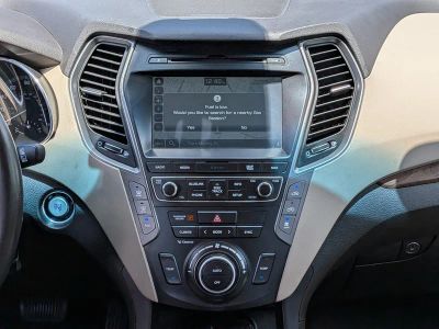 2018 Hyundai Santa Fe — photo 18 view