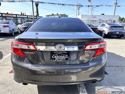 2014 Toyota Camry - Photo 6