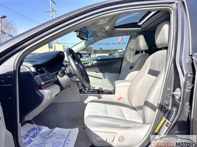 2014 Toyota Camry - Photo 13
