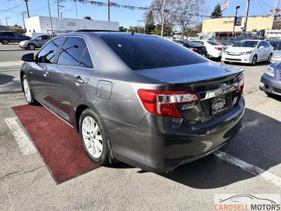 2014 Toyota Camry - Photo 4