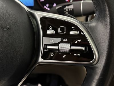 2021 Mercedes-Benz GLC - Photo 19