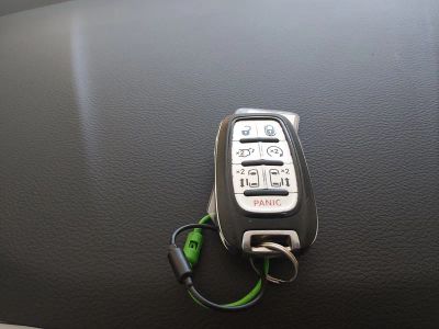 2023 Chrysler Pacifica — photo 15 view