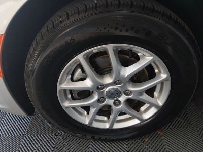 2023 Chrysler Pacifica — photo 10 view