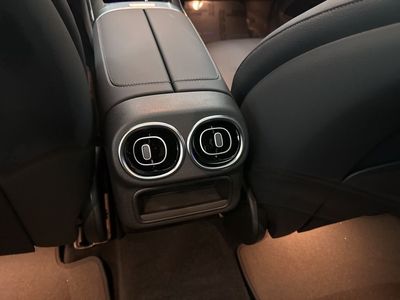 2026 Mercedes-Benz GLC — photo 22 view