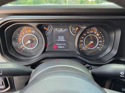2024 Jeep Gladiator - Photo 18