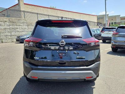 2023 Nissan Rogue — detail view