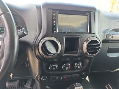 2016 Jeep Wrangler - Photo 11
