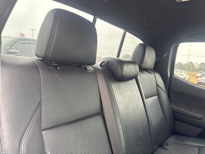 2018 Toyota Tacoma - Photo 25