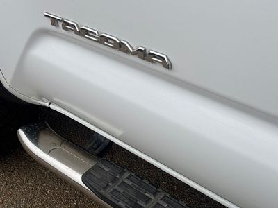 2018 Toyota Tacoma - Photo 32