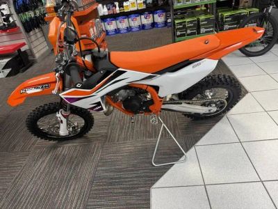 2025 KTM 65 SX — front three-quarter view