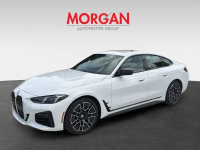 2025 BMW 4 Series — photo 8 view