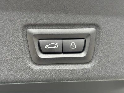2025 BMW 4 Series — photo 12 view