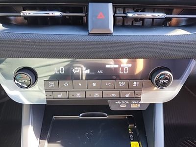 2026 Subaru Outback — photo 33 view