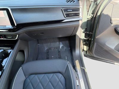 2026 Volkswagen Atlas Cross Sport — photo 18 view