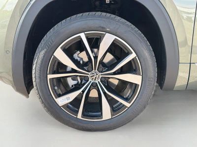 2026 Volkswagen Atlas Cross Sport — photo 41 view
