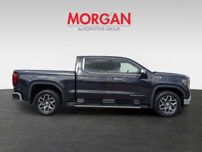 2022 GMC Sierra 1500 — interior view