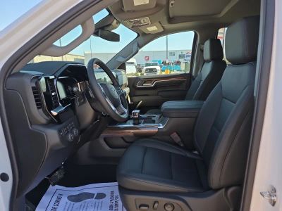 2026 Chevrolet Silverado 1500 — photo 9 view
