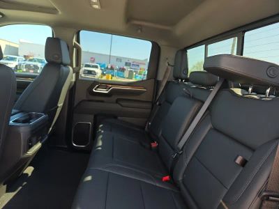 2026 Chevrolet Silverado 1500 — photo 18 view