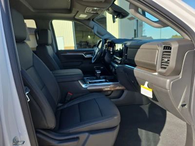 2026 Chevrolet Silverado 1500 — photo 15 view