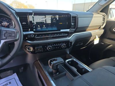 2026 Chevrolet Silverado 1500 — photo 13 view