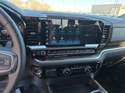 2026 Chevrolet Silverado 1500 — photo 11 view