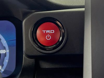 2025 Toyota 4Runner i-FORCE MAX Hybrid — photo 20 view