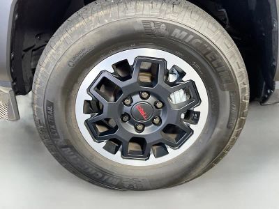 2025 Toyota 4Runner i-FORCE MAX Hybrid — photo 11 view