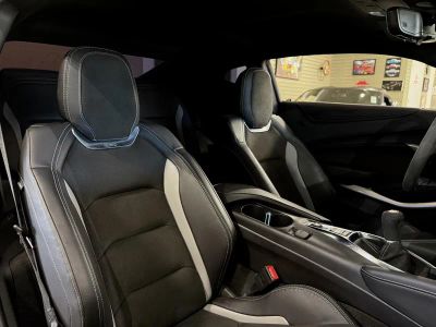 2024 Chevrolet Camaro — photo 12 view
