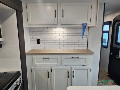 2027 Venture RV SportTrek Touring Edition - Photo 26