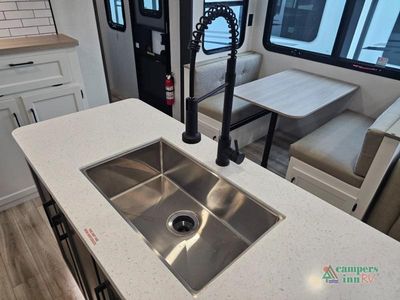 2027 Venture RV SportTrek Touring Edition - Photo 13