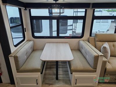 2027 Venture RV SportTrek Touring Edition - Photo 33