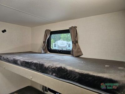 2027 Venture RV SportTrek Touring Edition - Photo 48