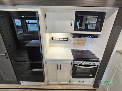 2027 Venture RV SportTrek Touring Edition - Photo 17
