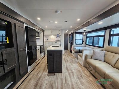 2027 Venture RV SportTrek Touring Edition - Photo 10