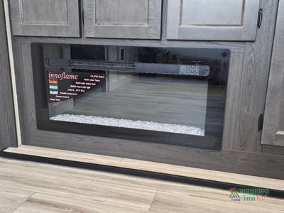 2027 Venture RV SportTrek Touring Edition - Photo 44