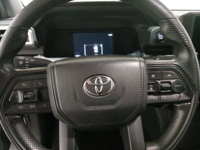 2025 Toyota Tacoma 2WD - Photo 12