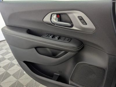 2026 Chrysler Pacifica — photo 28 view