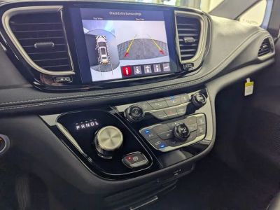 2026 Chrysler Pacifica — photo 22 view