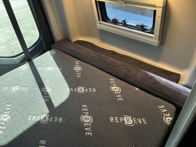 2027 Winnebago REVEL SPORT — photo 17 view