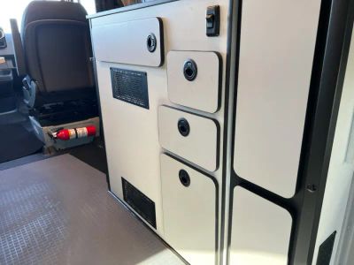 2027 Winnebago REVEL SPORT — photo 13 view
