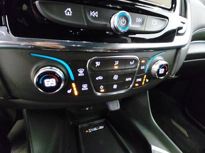2023 Chevrolet Traverse - Photo 18