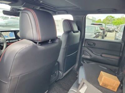 2026 Nissan Frontier — photo 24 view