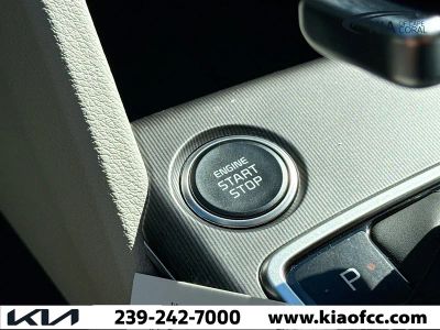2026 Kia Sportage — photo 34 view